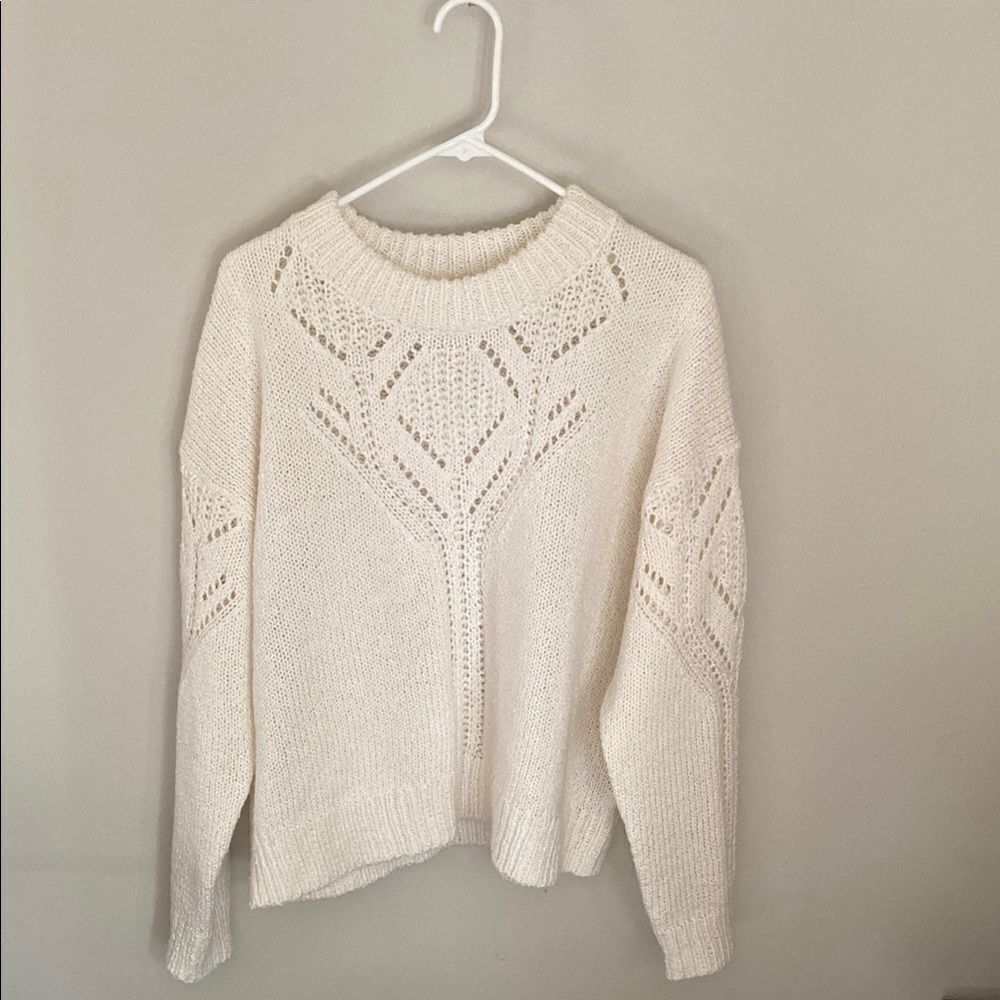 Old Navy Elegant Cream Knit Sweater Size Large. NWT